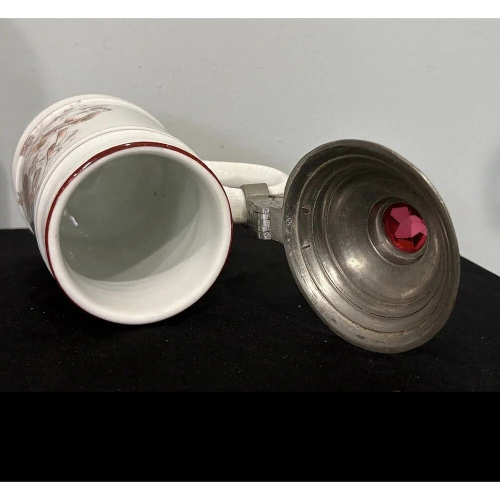 Source Unknown up auction